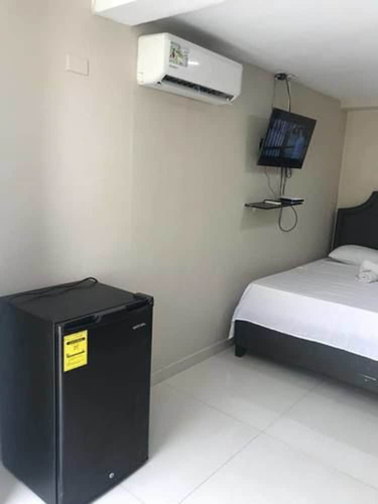 Hotel Tropical Dreams