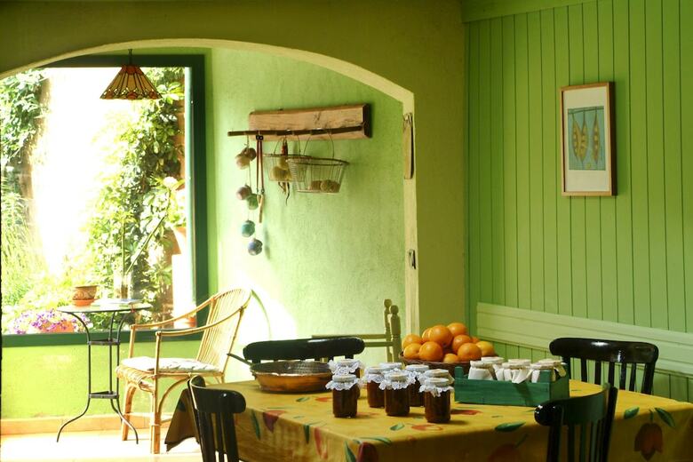 Bed & Breakfast Can Coll II