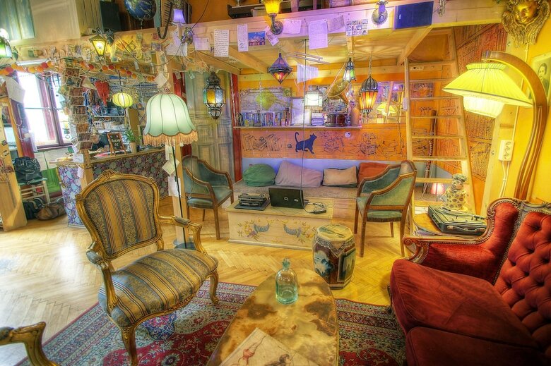 Hostal Lavender Circus Hostel