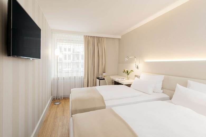 Hotel NH Hamburg Mitte