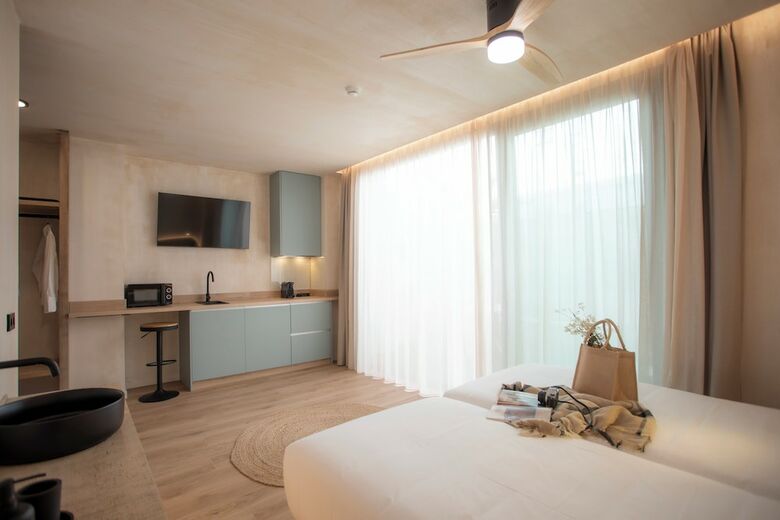 Hostal Nomad Haux Mestalla