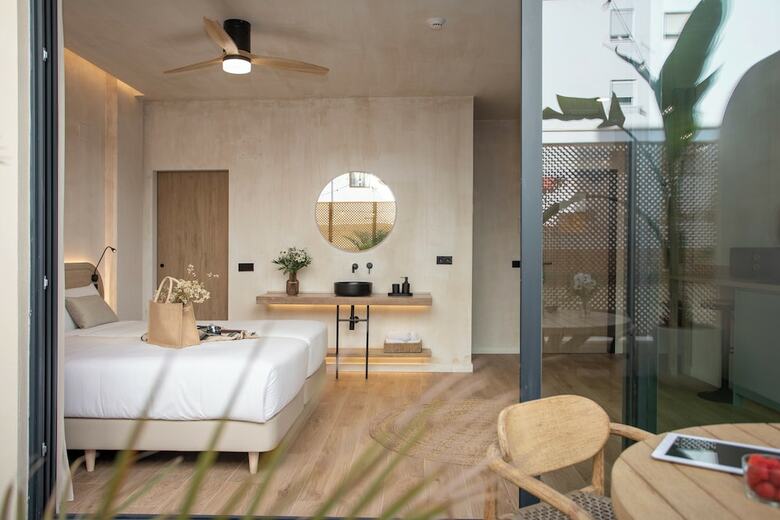 Hostal Nomad Haux Mestalla