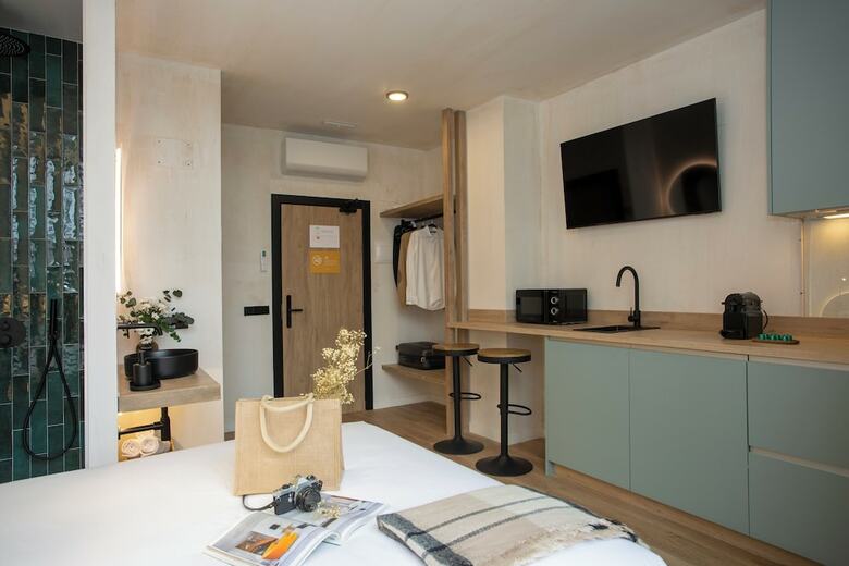 Hostal Nomad Haux Mestalla