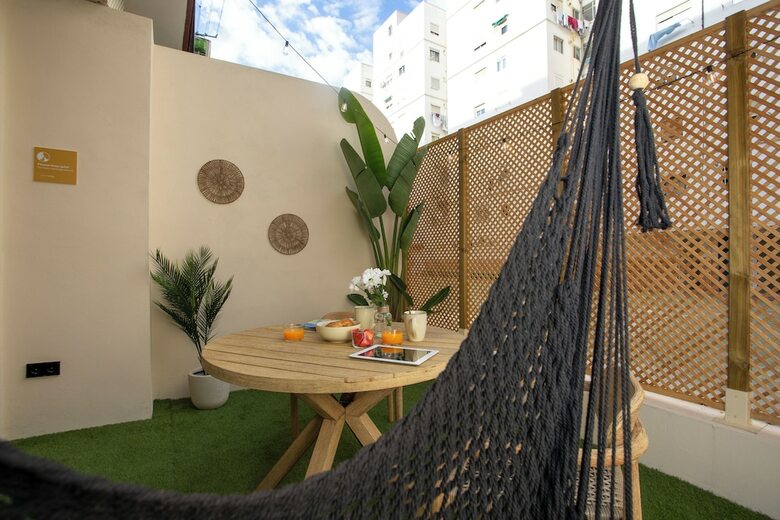 Hostal Nomad Haux Mestalla