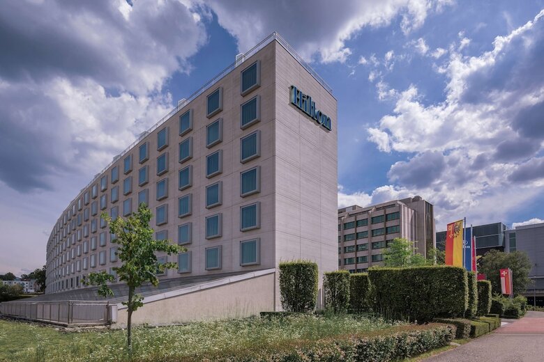 Hilton Geneva Hotel And Conference Centre