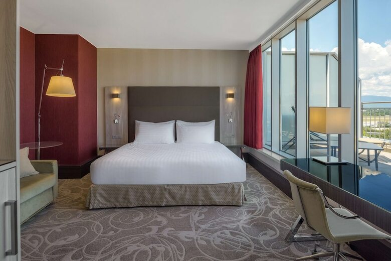 Hilton Geneva Hotel And Conference Centre