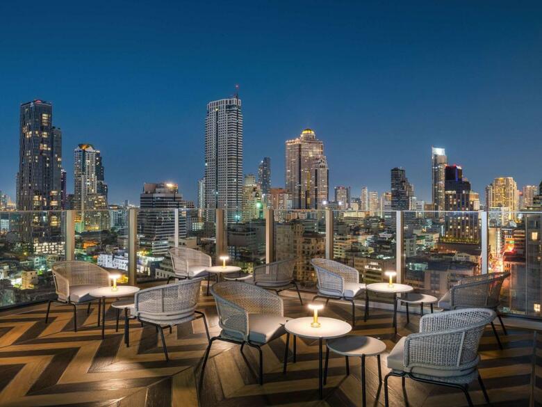 Hotel Mercure Bangkok Surawong