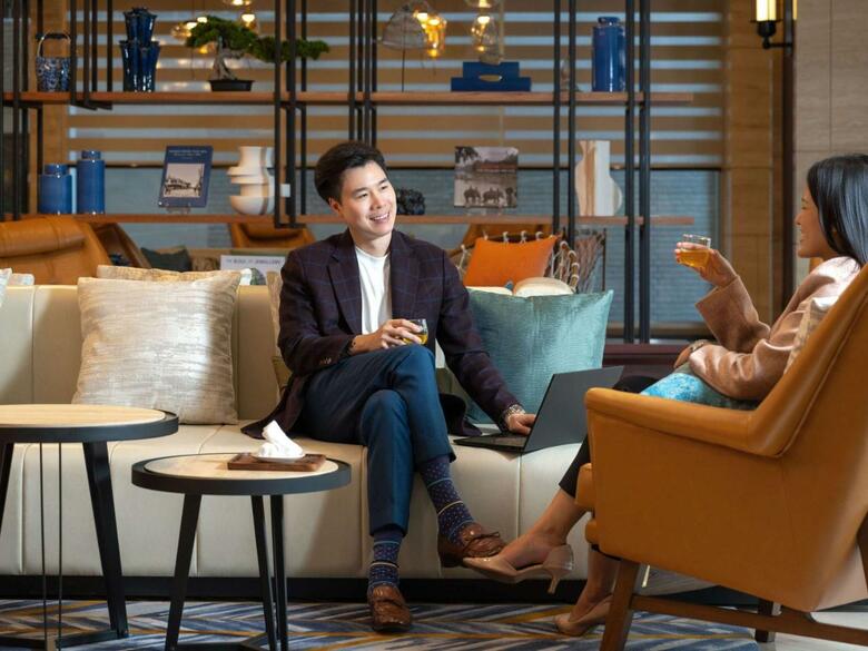 Hotel Mercure Bangkok Surawong