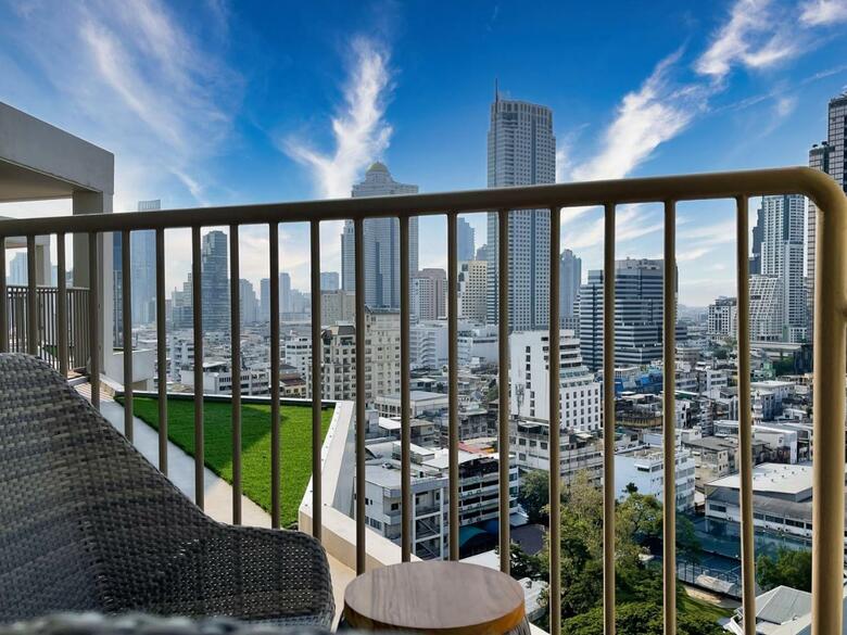 Hotel Mercure Bangkok Surawong