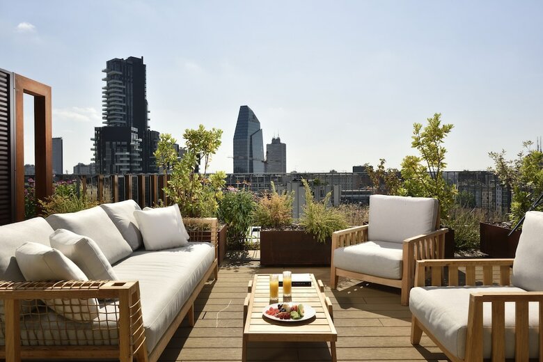 Hotel Milano Verticale | UNA Esperienze