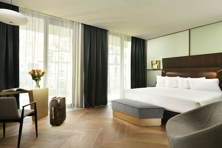Hotel Milano Verticale | UNA Esperienze