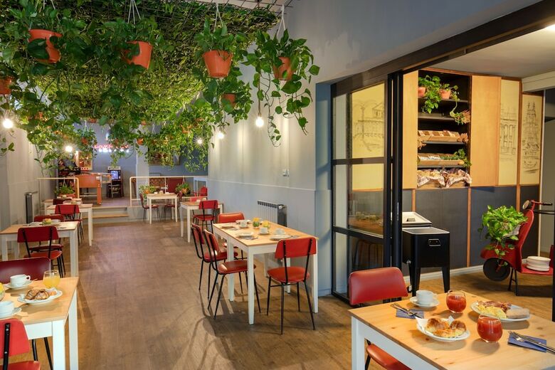 Bloom Hotel Rome