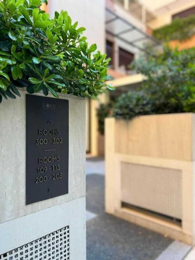 Loly Boutique Hotel