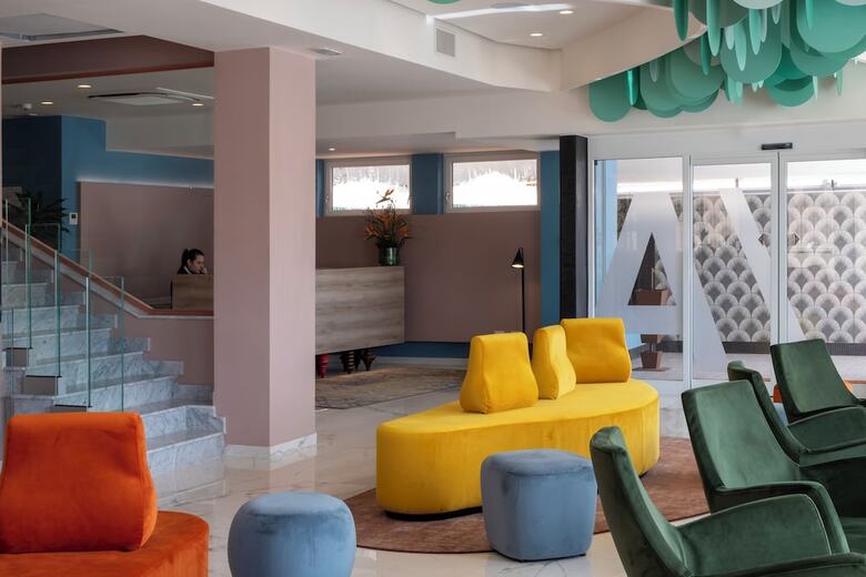 Adesso Hotel