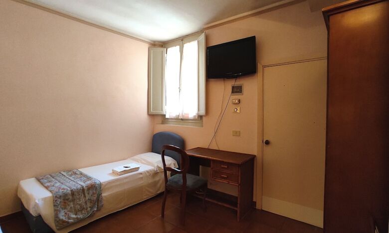 Hotel  Rita  Major