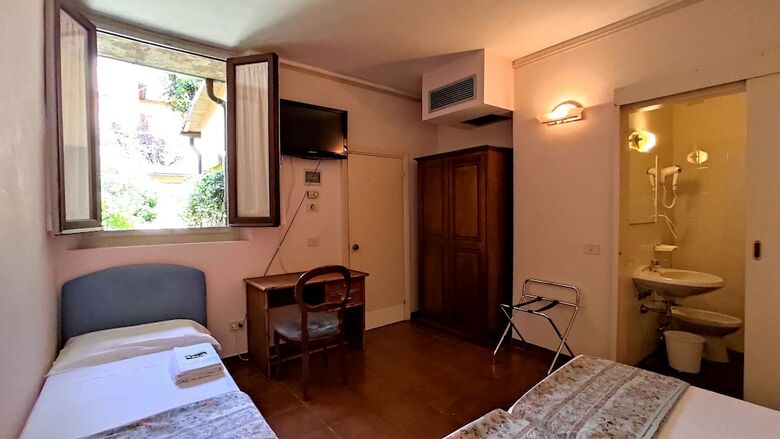 Hotel  Rita  Major
