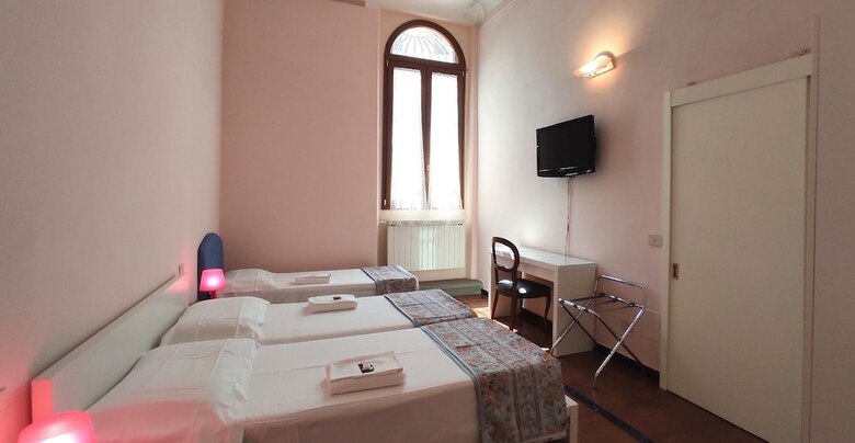 Hotel  Rita  Major