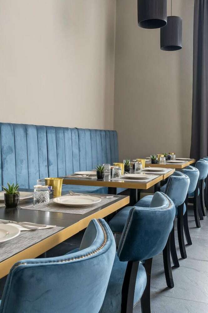Flom Boutique Hotel