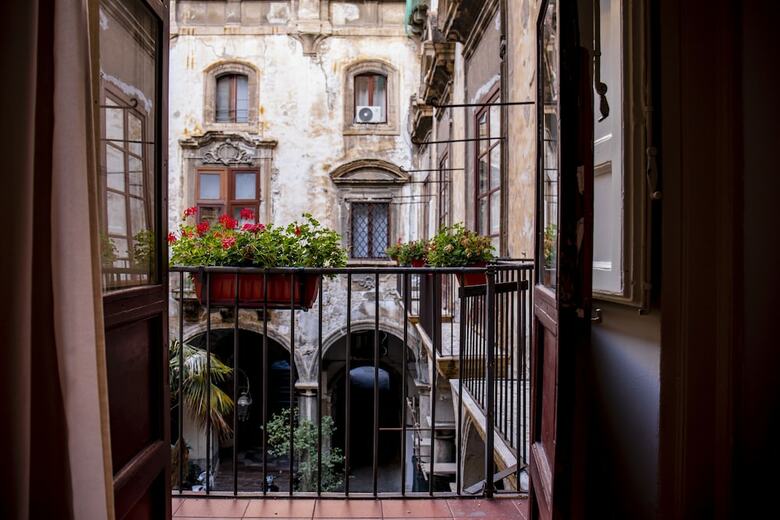 Ballar� Hotel