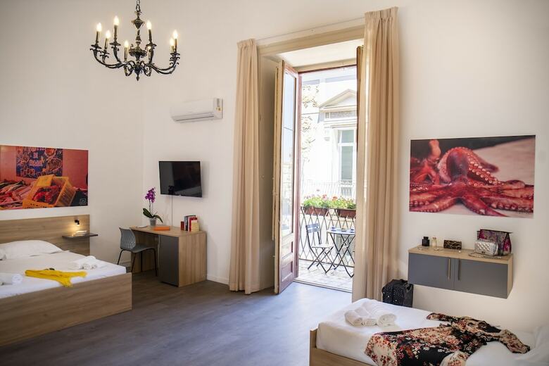 Ballar� Hotel