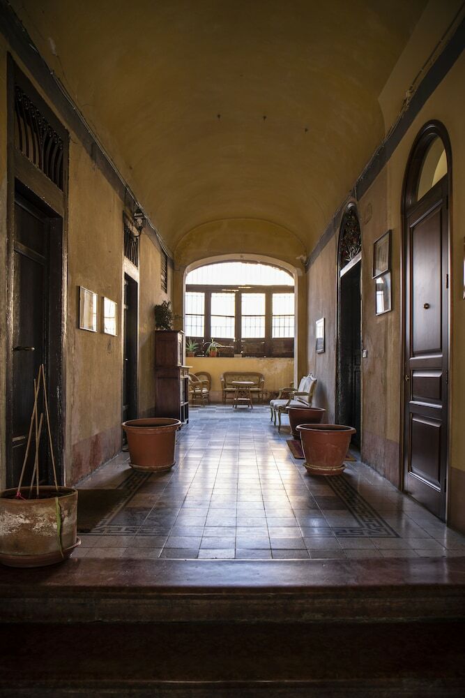 Ballar� Hotel