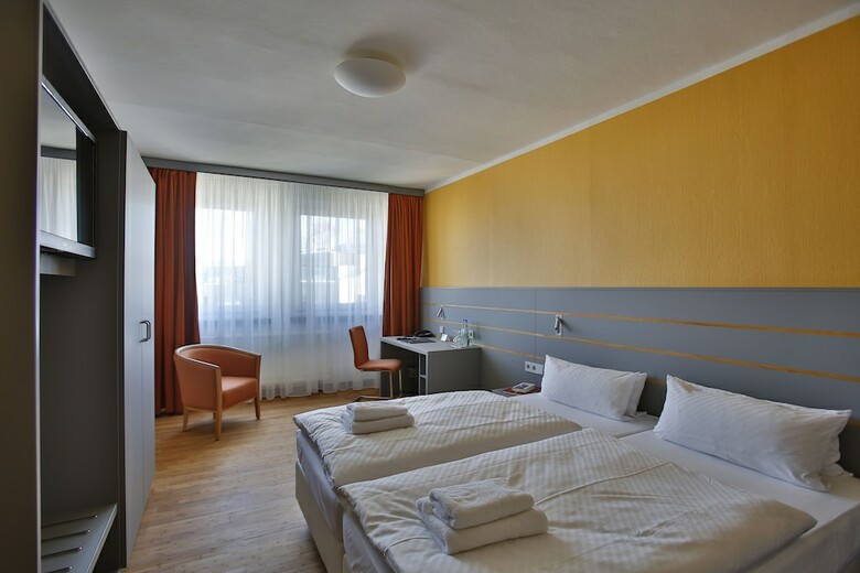 Dietrich-bonhoeffer-hotel