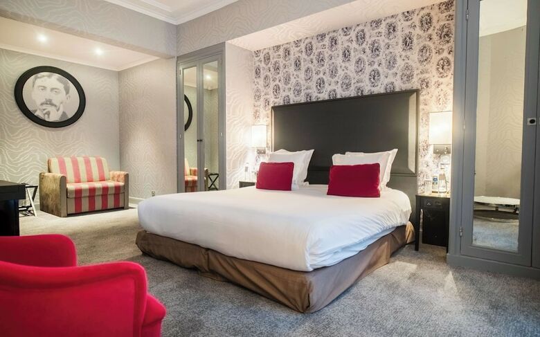 Hotel Maison Astor Paris, Curio Collection By Hilton