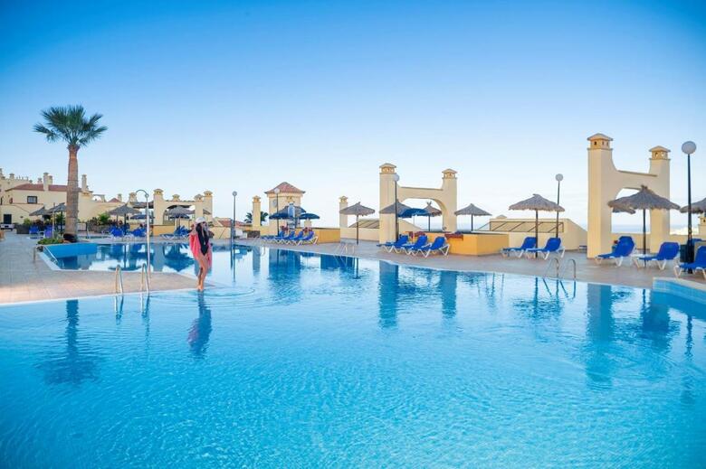 Hotel Ramada Residences By Wyndham Costa Adeje