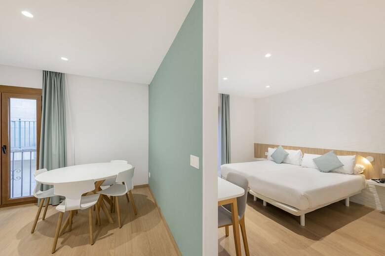 Hotel Odyssey Rooms
