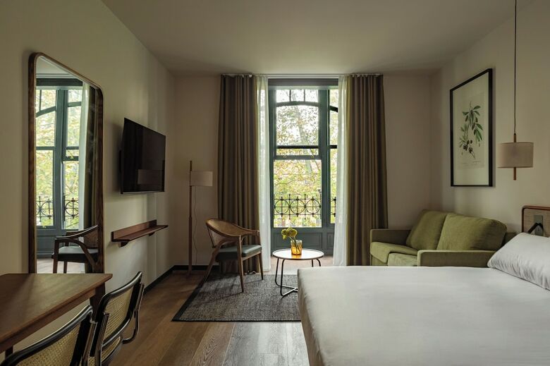 Aparthotel Batimont Suites & Apartments