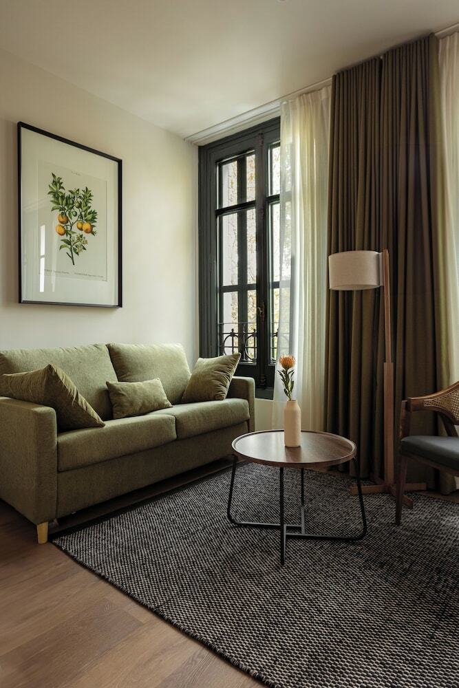 Aparthotel Batimont Suites & Apartments