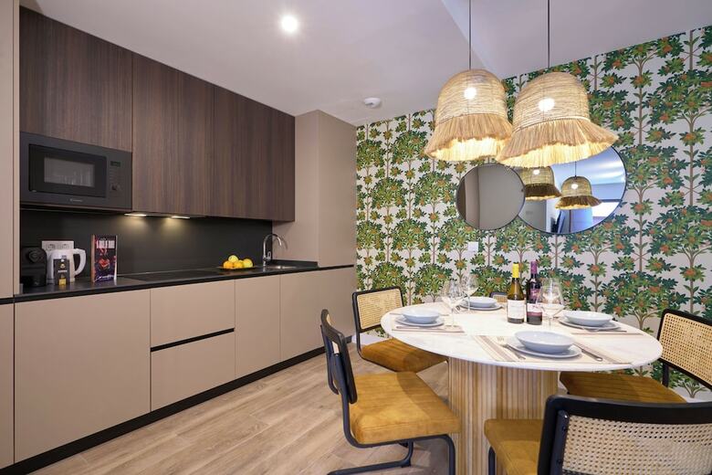Aparthotel Casa Pizarro By Homing U
