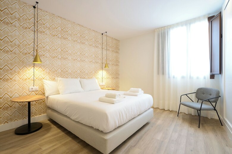 Aparthotel Casa Pizarro By Homing U