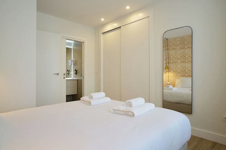 Aparthotel Casa Pizarro By Homing U