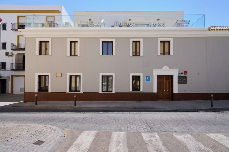 Aparthotel Casa Pizarro By Homing U