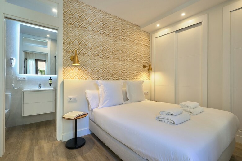 Aparthotel Casa Pizarro By Homing U