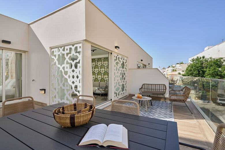 Aparthotel Casa Pizarro By Homing U