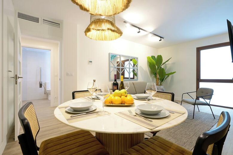 Aparthotel Casa Pizarro By Homing U