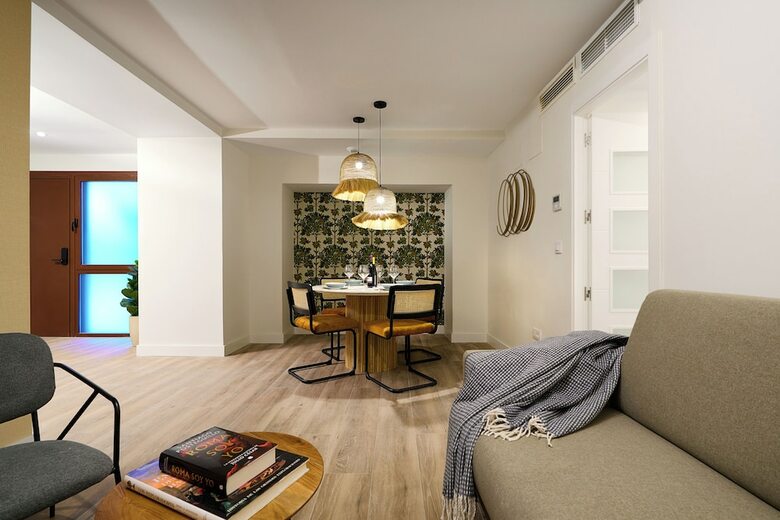Aparthotel Casa Pizarro By Homing U