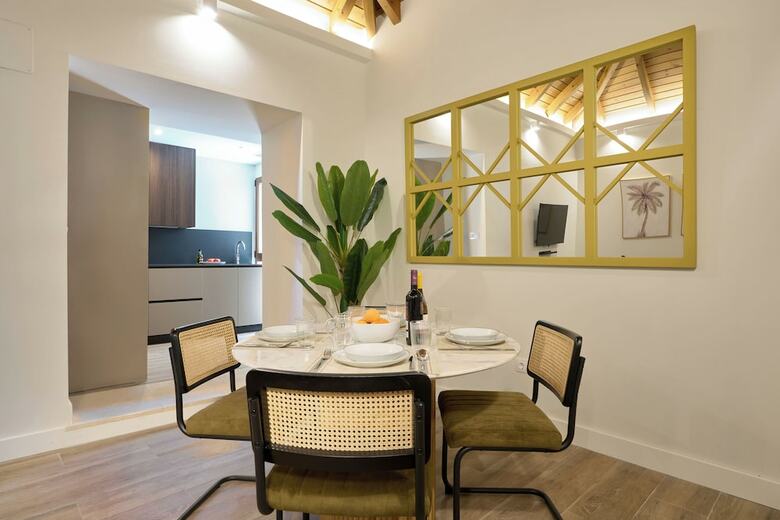 Aparthotel Casa Pizarro By Homing U