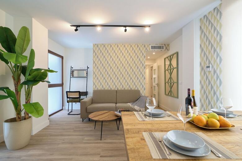 Aparthotel Casa Pizarro By Homing U