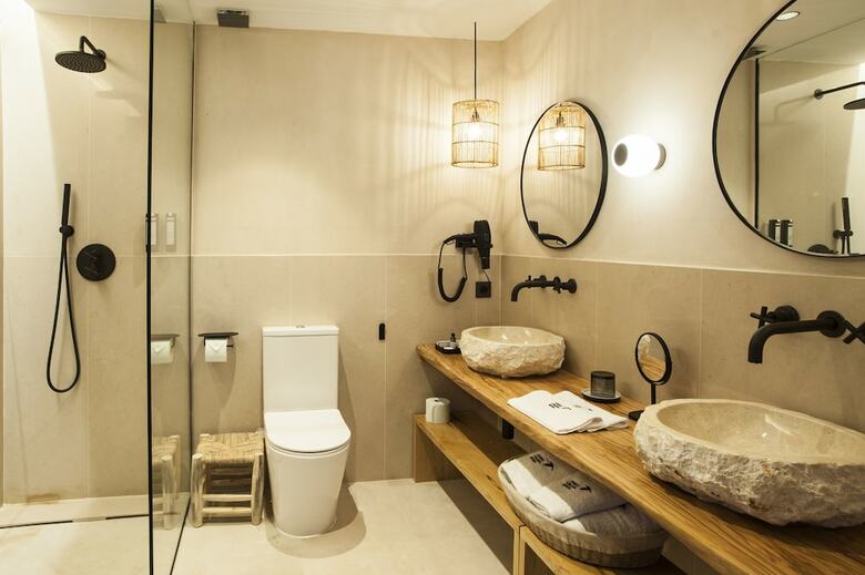 Hotel H�bitat Cigue�a Negra