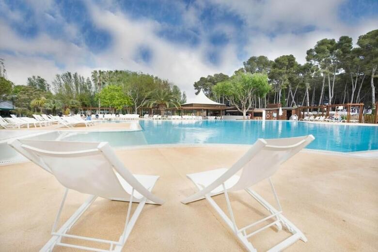 Tamarit Beach Resort