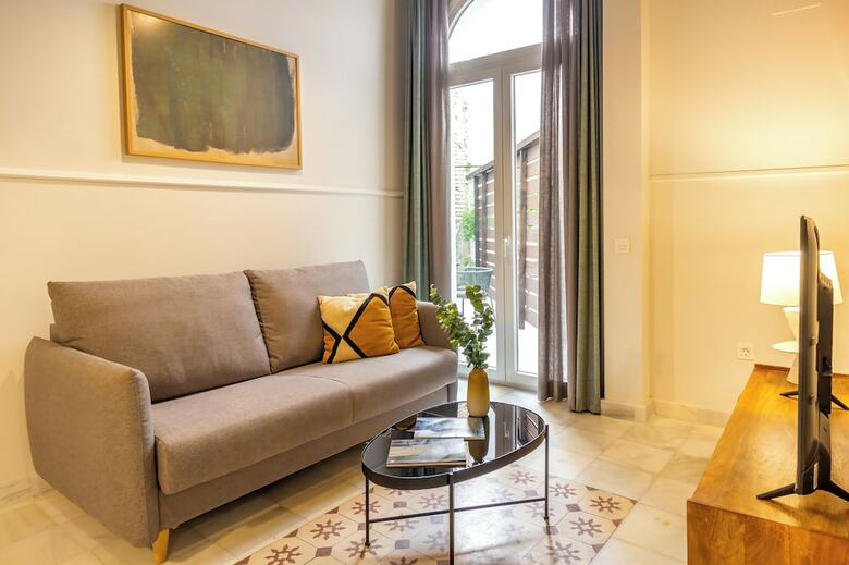 Aparthotel Feelathome San Lorenzo Apartments
