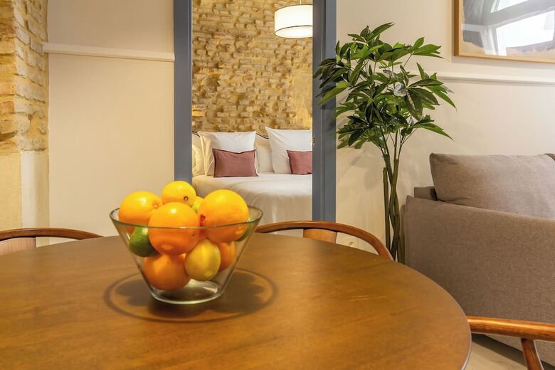 Aparthotel Feelathome San Lorenzo Apartments