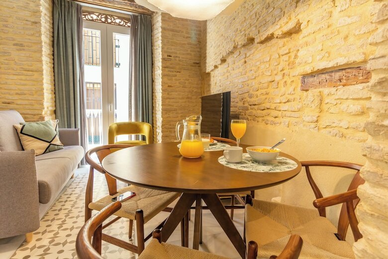 Aparthotel Feelathome San Lorenzo Apartments