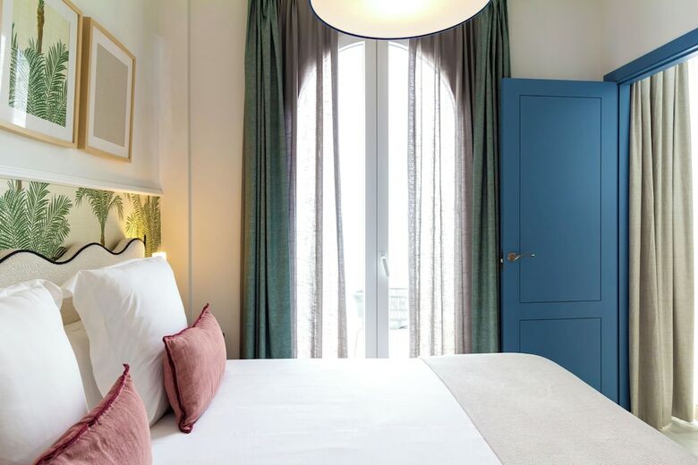 Aparthotel Feelathome San Lorenzo Apartments