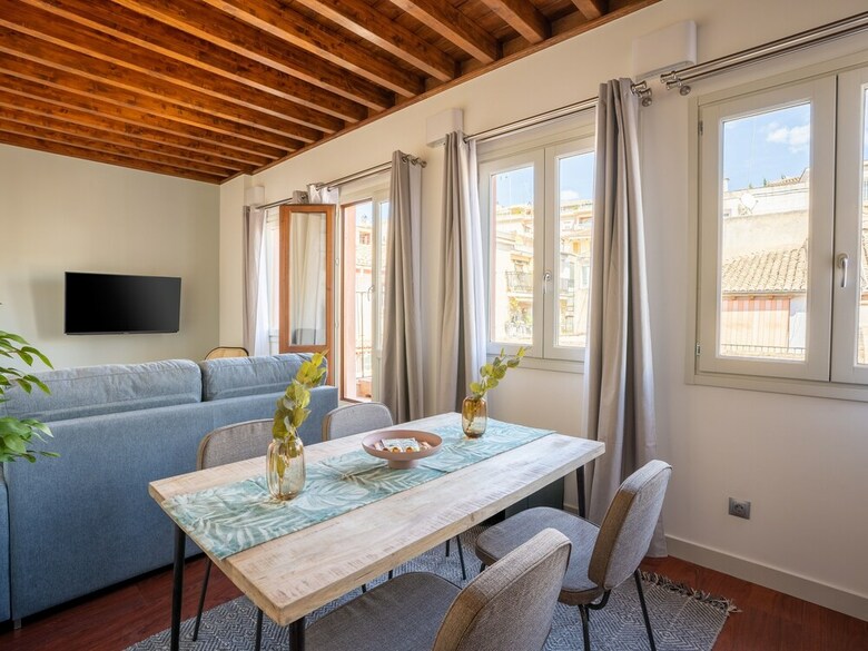 Aparthotel Limehome Granada Calle Mirasol