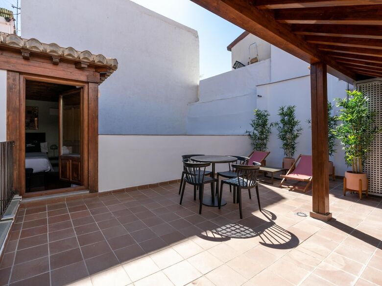 Aparthotel Limehome Granada Calle Mirasol