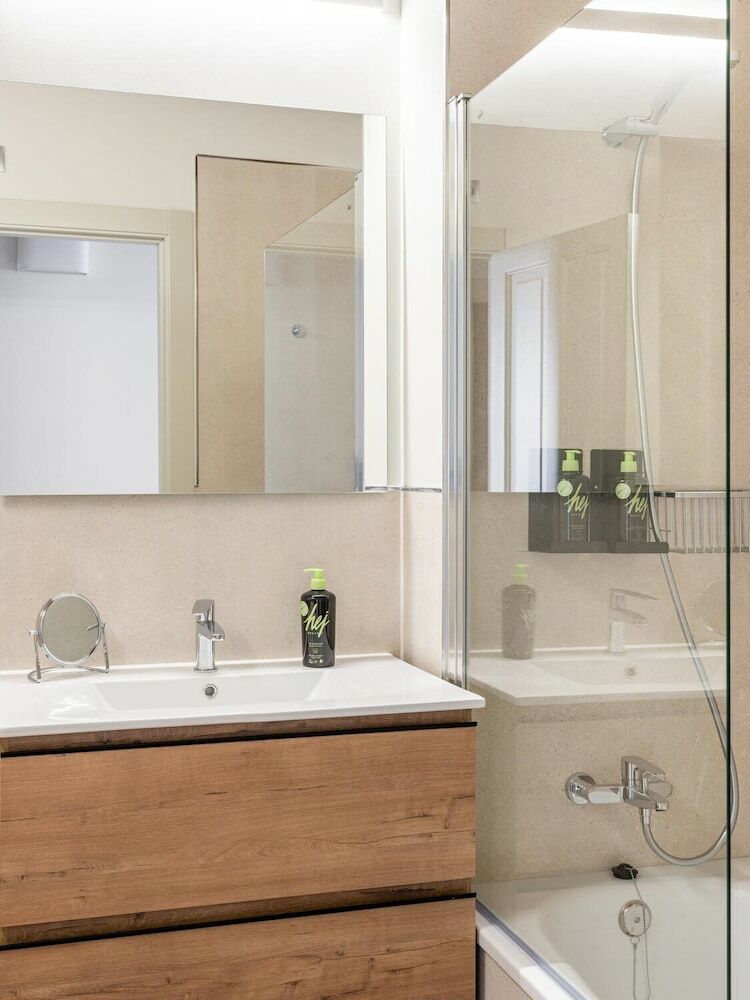 Aparthotel Limehome Granada Calle Mirasol